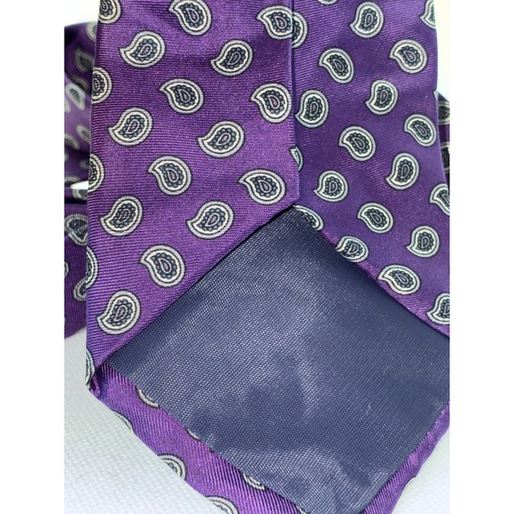 Stafford Mens Purple Paisley Silk Necktie Classic Formal Business Tie - Picture 4 of 8